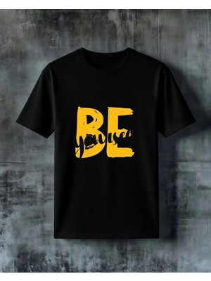 Comvicho Be Yourself Sari Baskılı Oversize Tişört