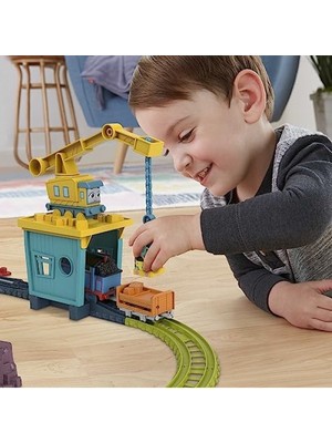 Esranın Dünyası Motorlu Tren ve Pist Oyun Seti
