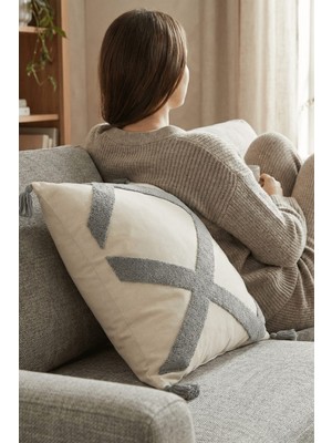 Buldan Natura Harmoni Punch Nakışlı Dekoratif Kırlent Kılıfı 43×43 cm