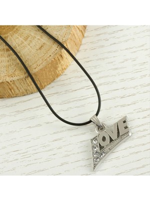 Bijuteri Net Love Yazılı Metal Vinlex Deri Kolye