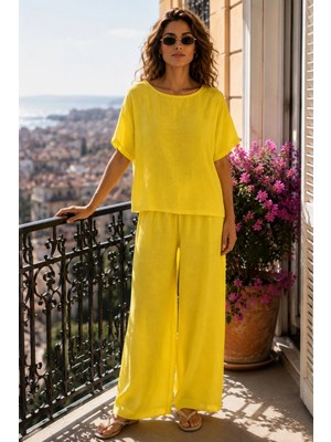Mossta Kısa Kollu Oversize Bluz ve Geniş Paça Takım - Sarı