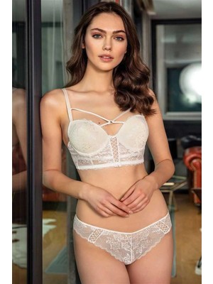 Hace Bazaar Marsilyan-  Balenli Destekli Dolgulu Yaka Detaylı Dantelli Büstiyer Sütyen ve Slip Takım