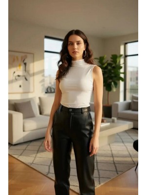 Hace Bazaar Kadın Beyaz Kolsuz Balıkçı Yaka Basic Bluz Şık Minimal Üst Giyim