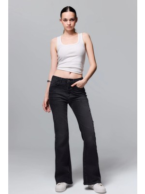 DeFacto Mia Flare Fit Yüksek Bel Jean Pantolon G8879AX26SP