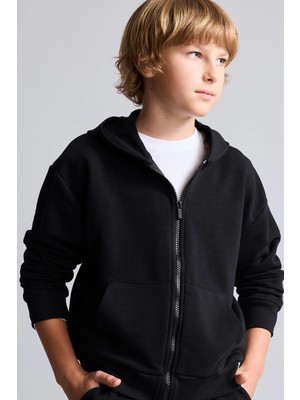 DeFacto Kapüşonlu Basic Fermuarlı Cepli Sweatshirt Hırka Erkek Çocuk E9575A826AU