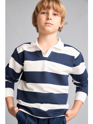 DeFacto New Regular Fit Uzun Kollu Apaş Yaka Pamuklu Lacivert Sweatshirt Erkek Çocuk H7130A826AU