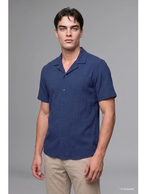 DeFacto Modern Fit Resort Yaka Krinkıl Kumaş Kısa Kollu Gömlek F0313AX26AU
