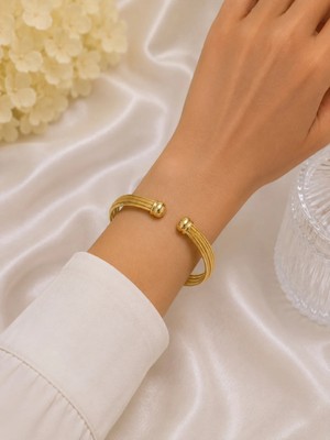 Bymiel Gold Çok Sıralı Taş Dokulu Kelepçe Bileklik – Ayarlanabilir Şık Kadın Bileklik
