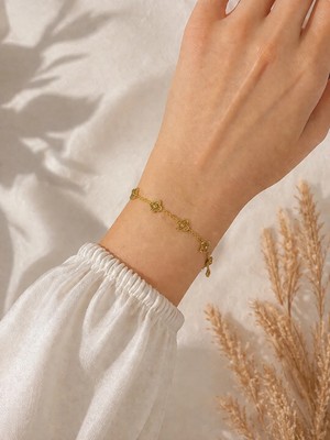 Bymiel Kadın Minimal Çiçek Figürlü Gold Renk Paslanmaz Çelik Bileklik Ayarlanabilir