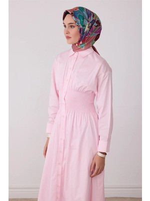 Belli Pembe Çiçek Deseni %100 Twill Ipek Eşarp 4413-82
