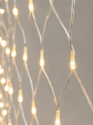 Ematcrt 3x3 Metre Ağ LED ile Bahçenize Sıcak ve Şık Aydınlatma - Lisinya