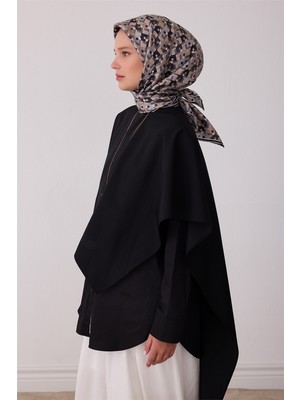 Belli Siyah Geometrik Desen %100 Twill Ipek Eşarp 4402-32