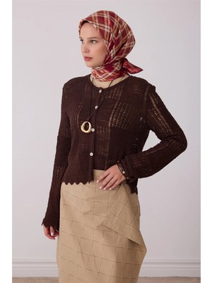 Belli Kırmızı Geometrik Desen %100 Twill Ipek Eşarp 4421-02