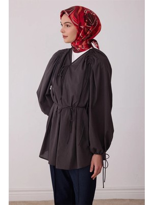 Belli Kırmızı Soyut Desen %100 Twill Ipek Eşarp 4417-57