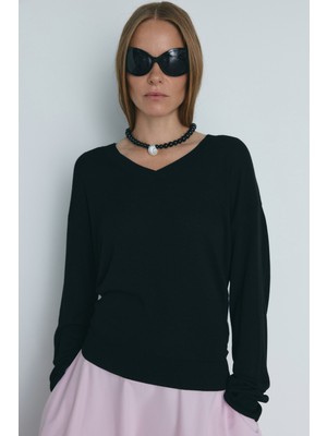 Suud Collection Siyah V Yaka Ince Triko Kazak