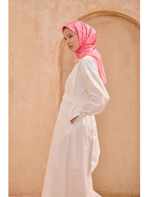 Belli Pembe Monogram Desen %100 Twill Ipek Eşarp 4102 - 39