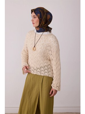 Belli Haki Geometrik Desen %100 Twill Ipek Eşarp 4400-81