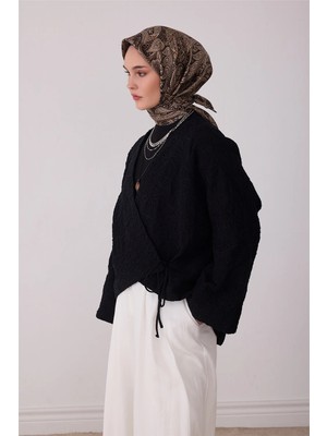 Belli Bej Etnik Desen %100 Twill Ipek Eşarp 4404-01