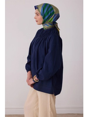 Belli Yeşil Obje Desen %100 Twill Ipek Eşarp 4409-54