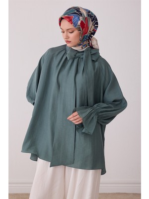 Belli Ekru Çiçek Deseni %100 Twill Ipek Eşarp 4413-32