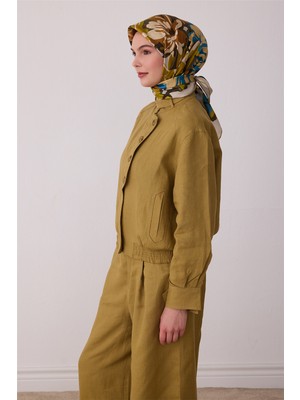 Belli Yeşil Çiçek Deseni %100 Twill Ipek Eşarp 4416-81