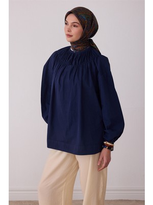 Belli Çok Renkli Etnik Desen %100 Twill Ipek Eşarp 4404-84