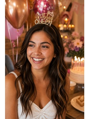 Dodomar Birthday Queen Metal Saç Tacı Altın Taşlı Görünümlü Doğum Günü Parti ve Fotoğraf Aksesuarı