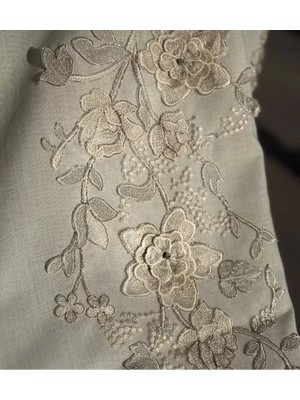 Simella Altın Simli 50X140 cm Işlemeli Masa Runneri Şık Masa Dekoru
