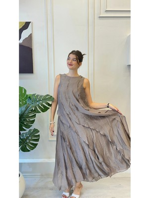 Shın Butik Shın Asimetrik Volan Detaylı Dökümlü Maxi Elbise