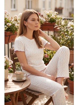 Lela Pamuklu Regular Fit Bisiklet Yaka Kısa Kollu Desenli Rahat Pijama Takımı Bayan Pijama Takımı 65770753