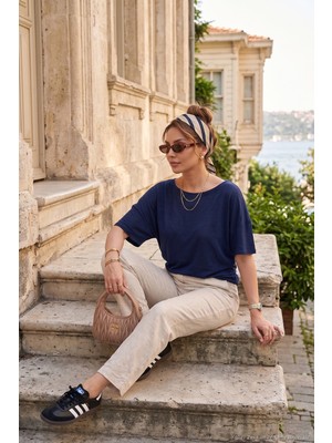 Lela Standart Fit Drape Detaylı Yarasa Kol T Shirt Bayan T Shirt 5866962