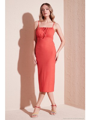 Lela Önü Büzgülü Ip Askılı Yırtmaçlı Fitted Midi Elbise Bayan Elbise 5865362
