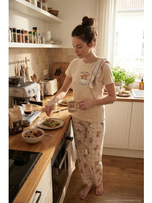 Lela % 100 Pamuk Regular Fit Desenli Bisiklet Yaka Pijama Takımı Bayan Pijama Takımı 65790784