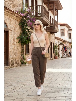 Lela Relaxed Fit Yüksek Bel Daralan Paça Pantolon Bayan Pantolon 668YP5456