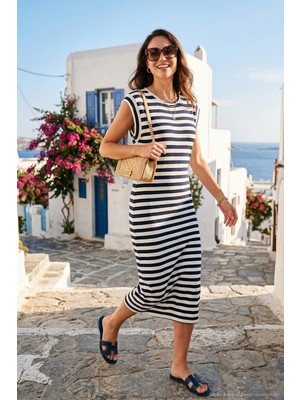 Lela Regular Fit Bisiklet Yaka Çizgili Midi Boy Elbise Bayan Elbise 5866105