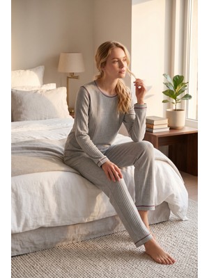 Etoile %100 Pamuklu Uzun Kollu Yumuşak Dokulu Rahat Kesim Pijama Takım 27410