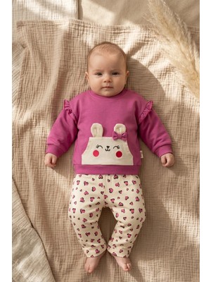 Vovido Kız Bebek Pembe Tavşan Figürlü Fırfır Detaylı Sweatshirt ve Kalp Desenli Pantolon 2'li Alt Üst Takım