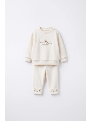 Magu Bebek Pamuklu Kuzu Nakışlı Ekru Sweatshirt ve Pantolon Takımı