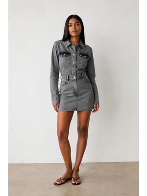 Shevega Kar Siyah Uzun Kollu Arka Kemer Deri Detaylı Kısa Denim Jean Elbise