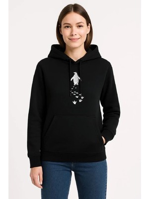 Tarz Yeri Kadın 3 Iplik Pamuklu Kapüşonlu Hoodie Sweatshirt Nihilist Penguen Baskılı - Siyah