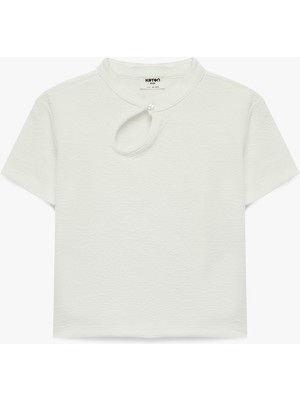 Koton Düğmeli Slim Fit Pencere Detaylı Dik Yaka Kısa Kollu Bluz