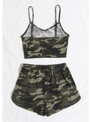Kadın Kamuflaj Desenli Askılı Crop Top ve Şortlu Gecelik Takım