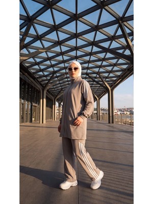 MİMİ LUXURY WEAR Kadın Yanı Şeritli Fermuarlı Rahat Kesim Tesettür Eşofman Takımı 3007