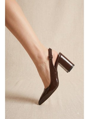 Belarvs Kadın Kahverengi Rugan Sivri Burun Alçak/kalın Topuklu Arkası Açık Slingback Stiletto Ayakkabı