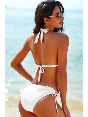 Alvenessa Kadın Beyaz Belden, Boyundan Bağlamalı ve Ayarlanabilir Külotlu Üçgen Bikini Mayo Takımı