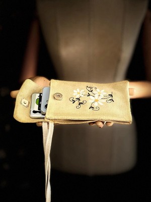 Ggart Handmade Meadov Nakış Işlemeli Keten Telefon Çantası, Telefon Kılıfı V58