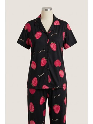 Y&b Co. Siyah Çilek Pattern Düğmeli Kadın Pijama Takımı