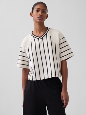 Gap Kadın Kırık Beyaz Ouigap Heavyweight Crop T-Shirt