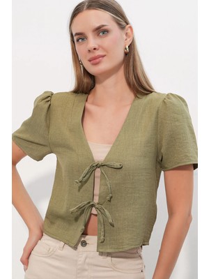 Hiccup Kadınlar Bdart Dokulu V-Yaka Keten Karışımlı Crop Top Haki Yeşil