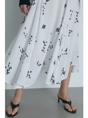 Suud Collection Beyaz Lilya Desenli Şifon Etek